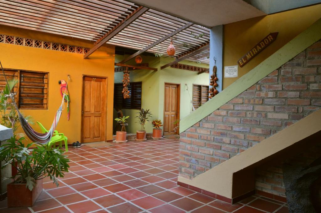 Hostal La Casa De Felipe Ostello Taganga Esterno foto